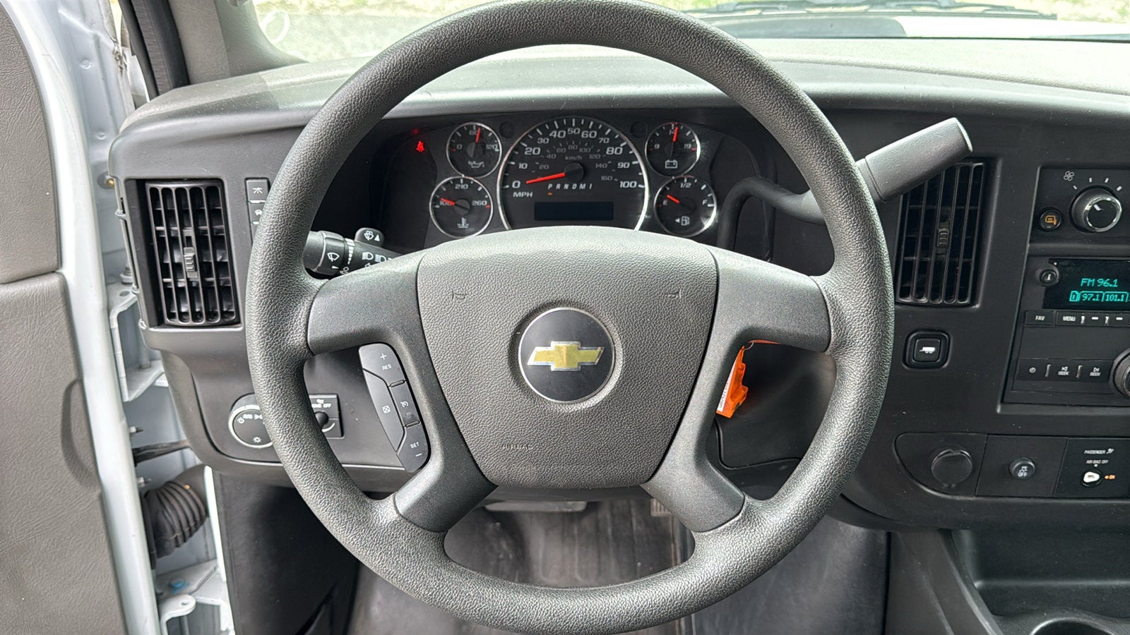 2024 Chevrolet Express Cargo 2500 WT