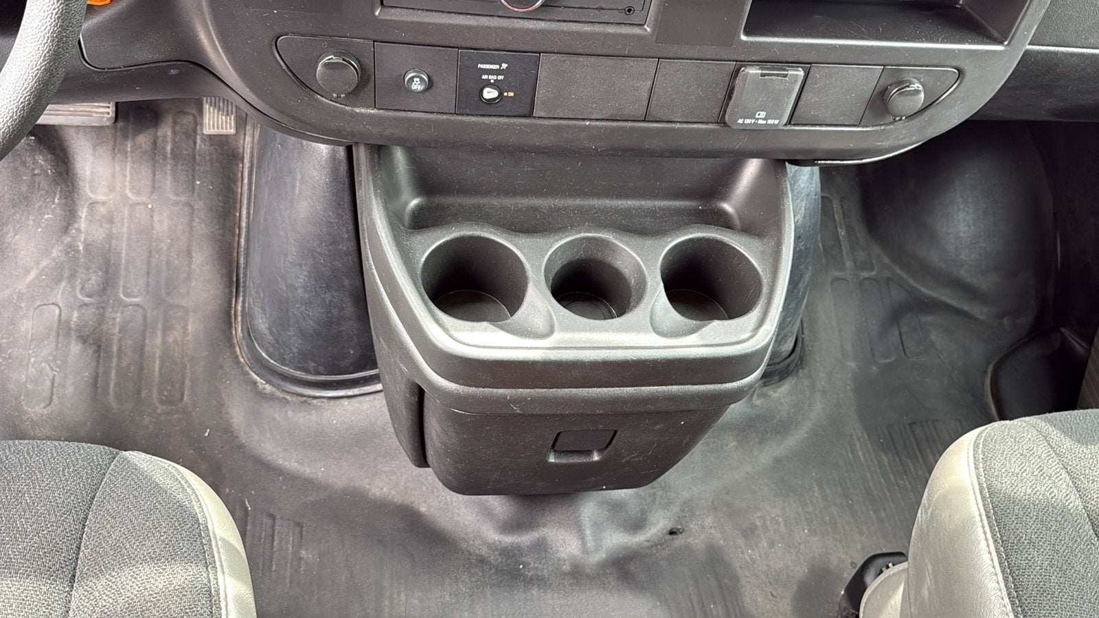 2024 Chevrolet Express Cargo 2500 WT