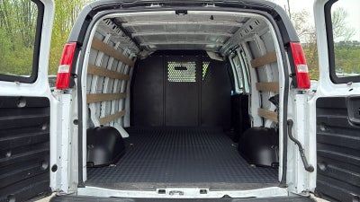 2024 Chevrolet Express Cargo 2500 WT
