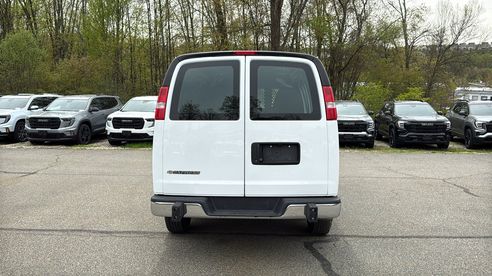2024 Chevrolet Express Cargo 2500 WT