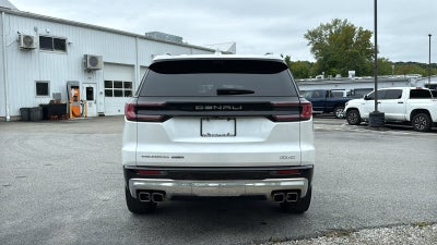 2024 GMC Acadia Denali