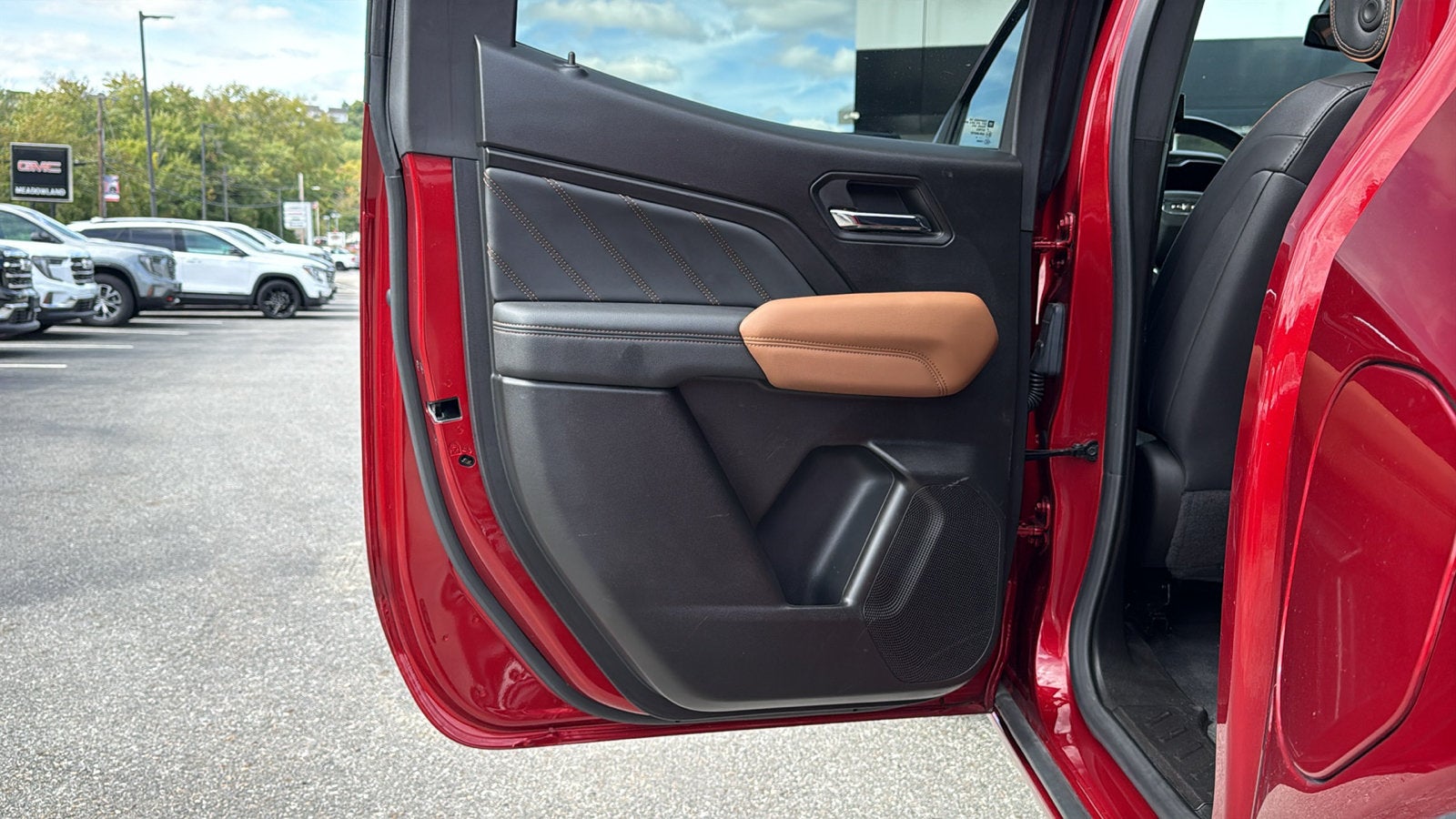 2024 GMC Canyon AT4
