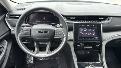 2023 Jeep Grand Cherokee Laredo