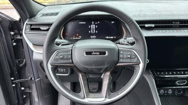 2026 Jeep Grand Cherokee Laredo Altitude