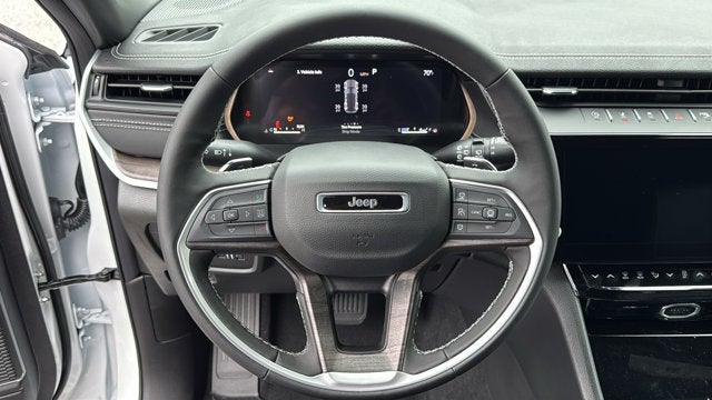 2027 Jeep Grand Cherokee Limited Reserve