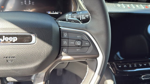 2027 Jeep Grand Cherokee Limited Reserve