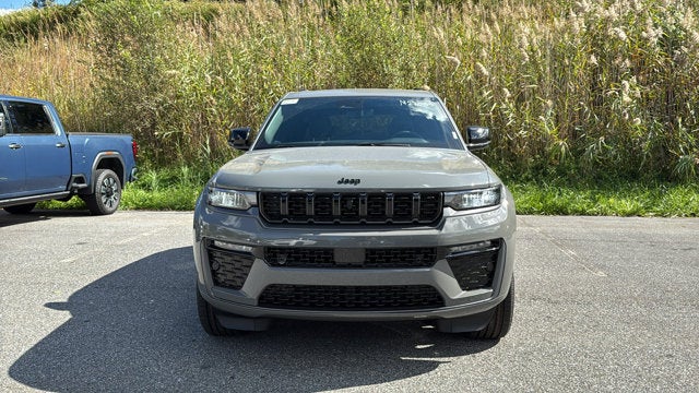 2027 Jeep Grand Cherokee Limited Reserve