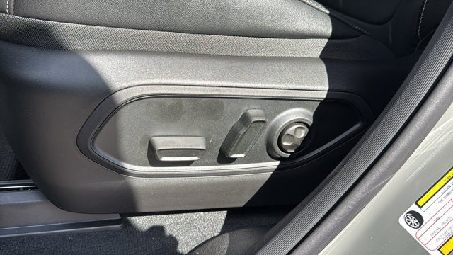 2027 Jeep Grand Cherokee Limited Reserve