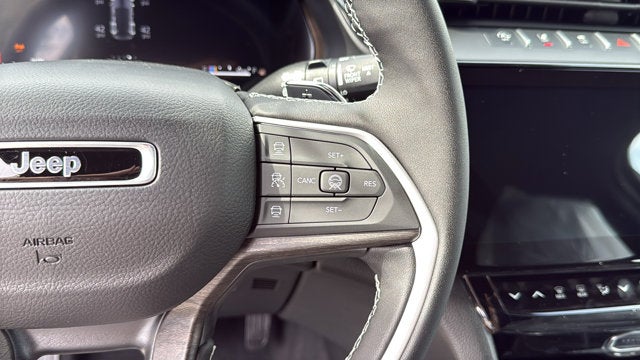 2027 Jeep Grand Cherokee Limited Reserve