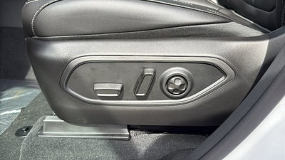 2027 Jeep Grand Cherokee Limited Reserve