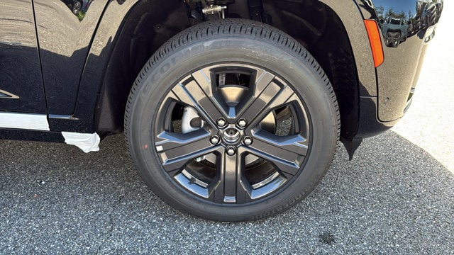 2027 Jeep Grand Cherokee Limited Reserve