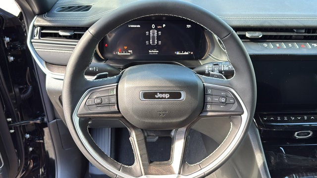 2027 Jeep Grand Cherokee Limited Reserve