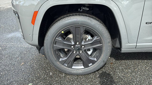 2027 Jeep Grand Cherokee Limited Reserve