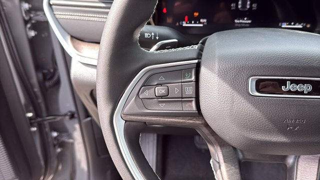 2027 Jeep Grand Cherokee Limited