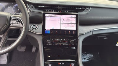 2025 Jeep Grand Cherokee Overland