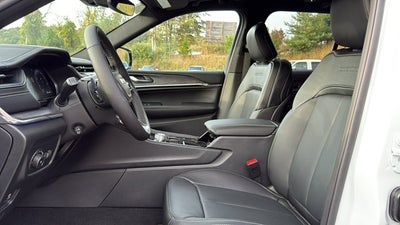 2025 Jeep Grand Cherokee Overland