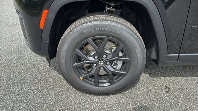 2027 Jeep Grand Cherokee L Laredo Altitude