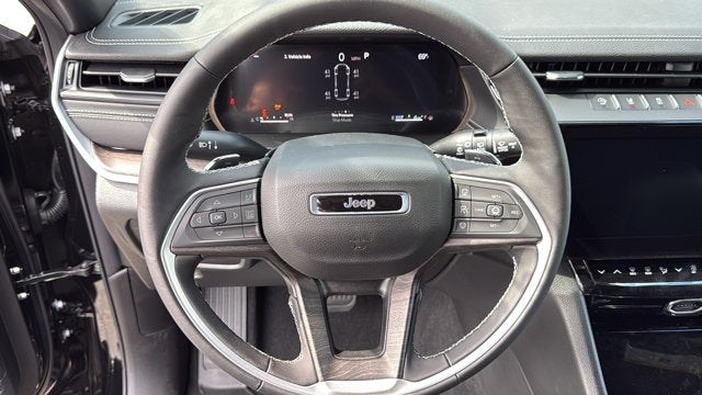2027 Jeep Grand Cherokee L Laredo Altitude