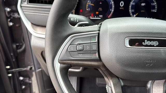 2026 Jeep Grand Cherokee L Laredo Altitude