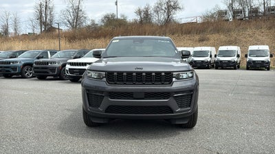 2026 Jeep Grand Cherokee L Laredo Altitude