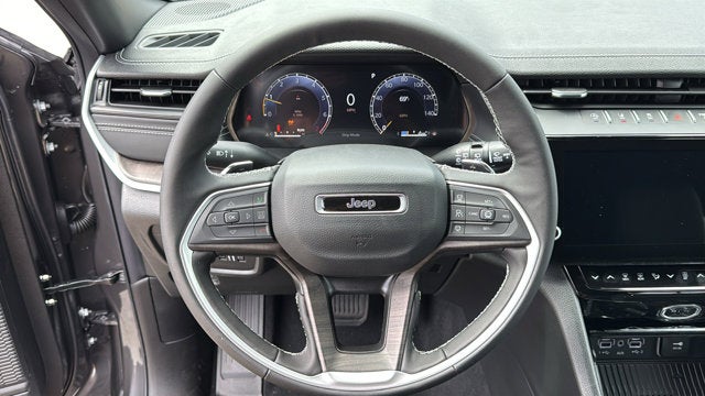 2026 Jeep Grand Cherokee L Laredo Altitude