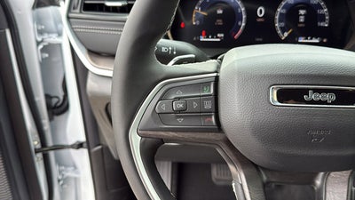 2026 Jeep Grand Cherokee L Laredo Altitude