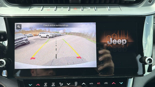2026 Jeep Grand Cherokee L Laredo Altitude