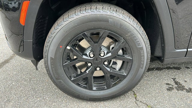 2026 Jeep Grand Cherokee L Laredo Altitude