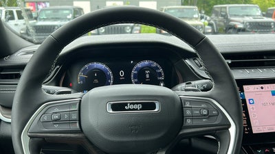2026 Jeep Grand Cherokee L Laredo Altitude