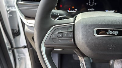 2027 Jeep Grand Cherokee L Laredo Altitude