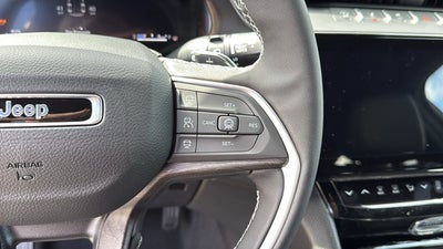 2027 Jeep Grand Cherokee L Laredo Altitude