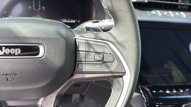 2027 Jeep Grand Cherokee L Limited
