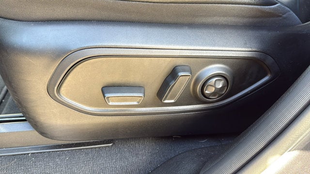 2022 Jeep Grand Cherokee 4xe Overland