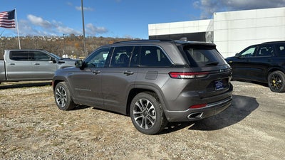 2022 Jeep Grand Cherokee 4xe Overland