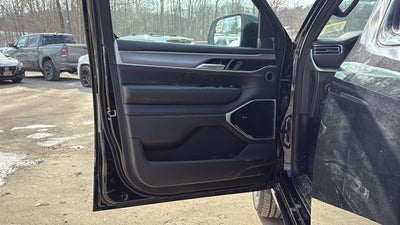 2026 Jeep Grand Wagoneer Limited Altitude