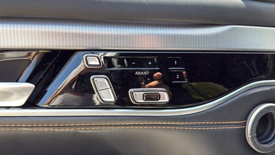 2023 Jeep Grand Wagoneer Series III