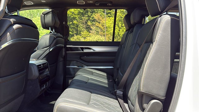 2023 Jeep Grand Wagoneer Series III