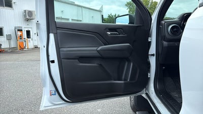 2025 Chevrolet Colorado 4WD LT