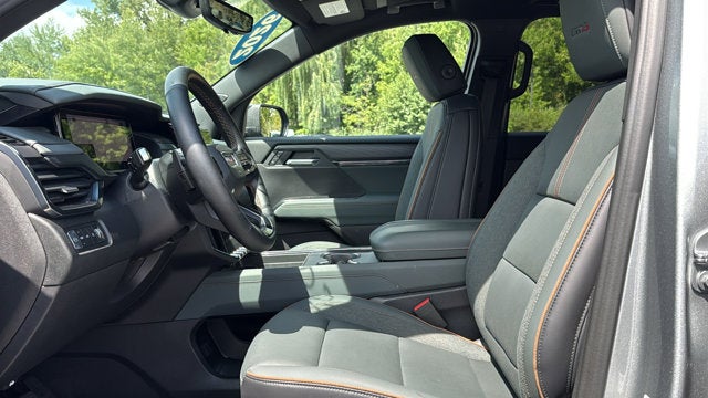 2026 GMC Acadia AWD AT4