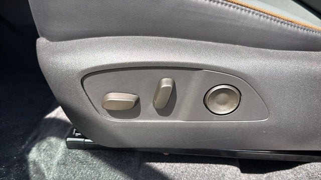 2026 GMC Acadia AWD AT4