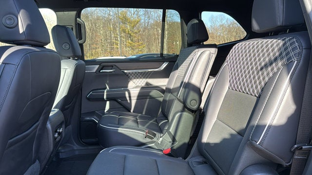 2024 GMC Acadia AWD Denali