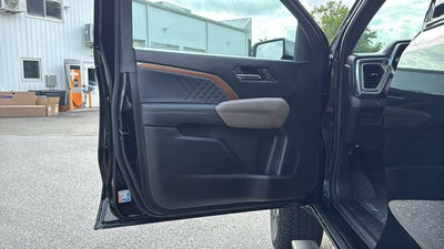 2023 GMC Canyon 4WD Denali