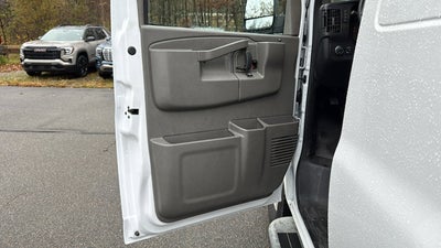 2024 GMC Savana Cargo Van BASE
