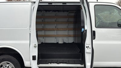 2024 GMC Savana Cargo Van BASE