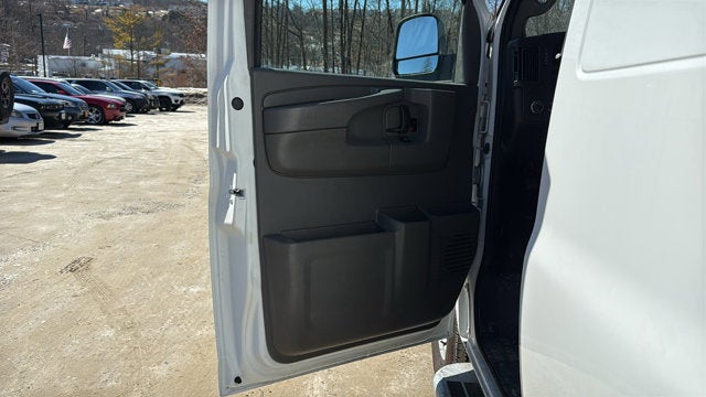 2025 GMC Savana Cargo Van BASE