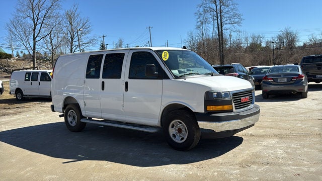 2025 GMC Savana Cargo Van BASE