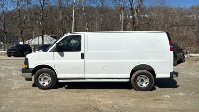 2025 GMC Savana Cargo Van BASE