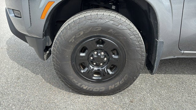 2023 Nissan Frontier S