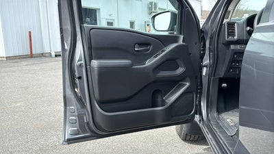 2023 Nissan Frontier S