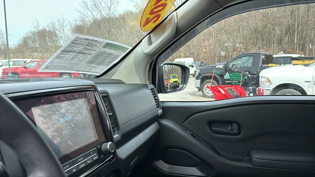 2023 Nissan Frontier S